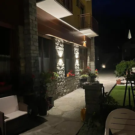 Hotel Mologna 2*