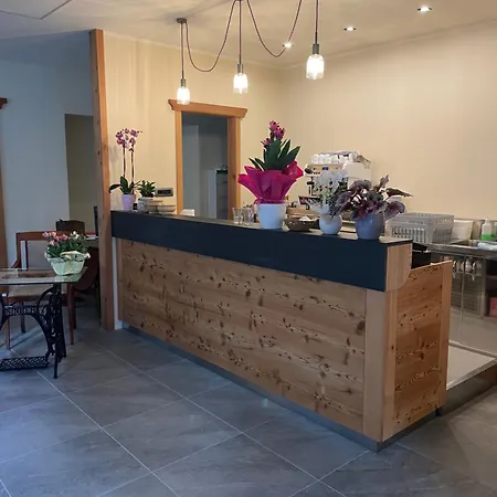 Mologna 酒店 加比