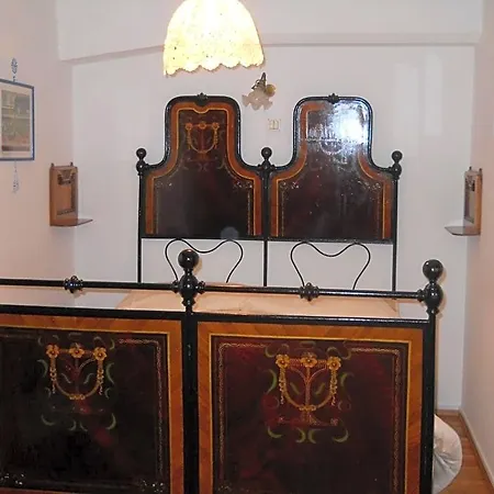 Hotel Mologna 2*