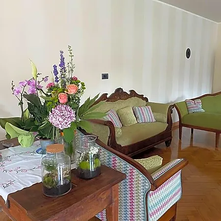 Hotel Mologna 2*